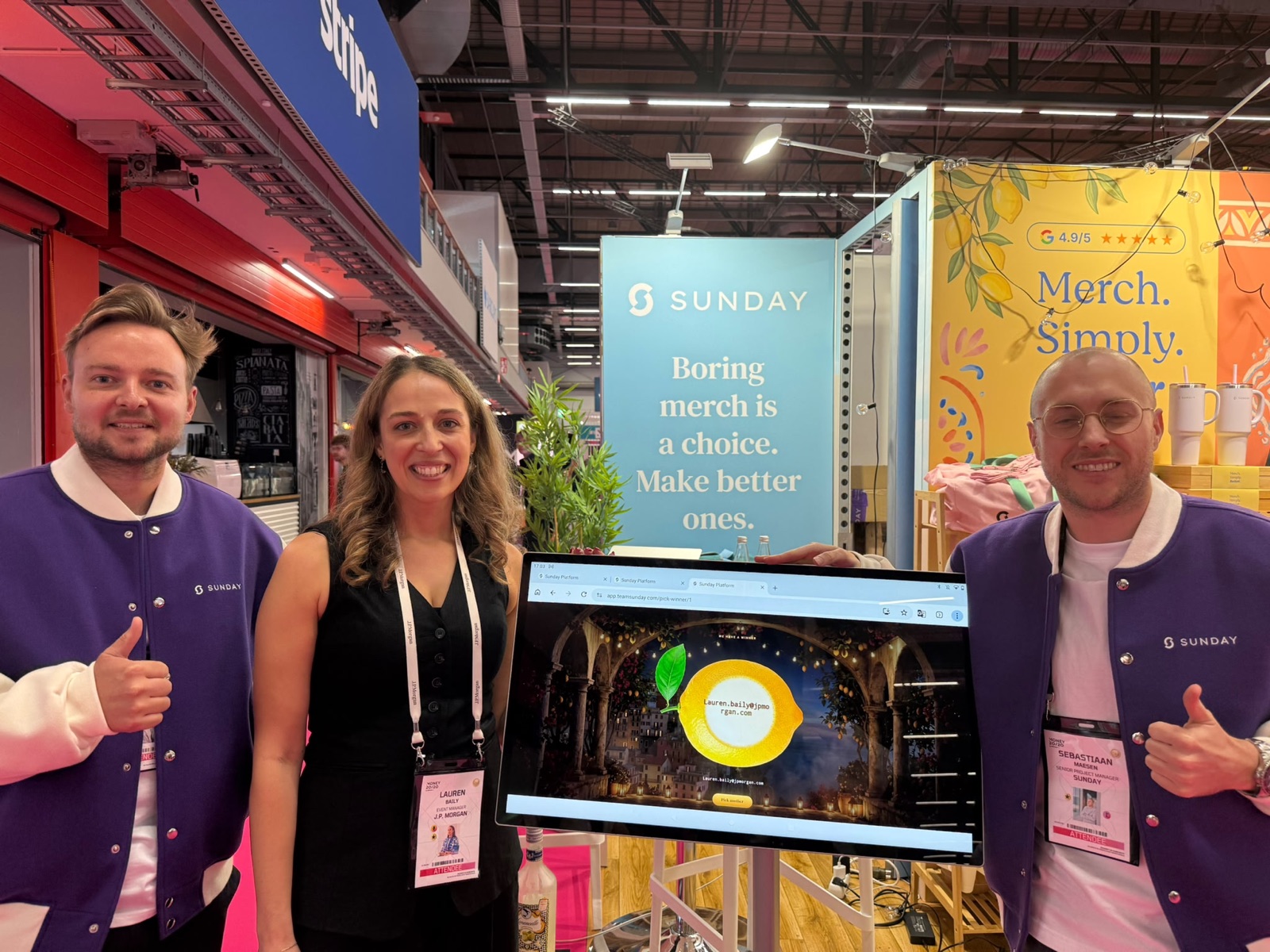 L'activation roue de la fortune générant une boutique de marque en direct pour un visiteur