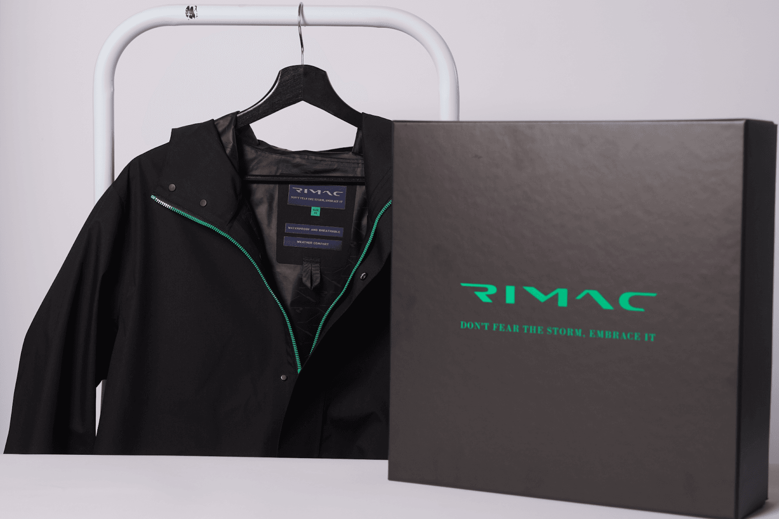 6. Bugatti Rimac: ABM-Geschenke (Account-Based Marketing): Stimmen Sie Merchandise-Pakete auf die jeweilige Kundenstufe ab, um Beziehungen zu stärken.