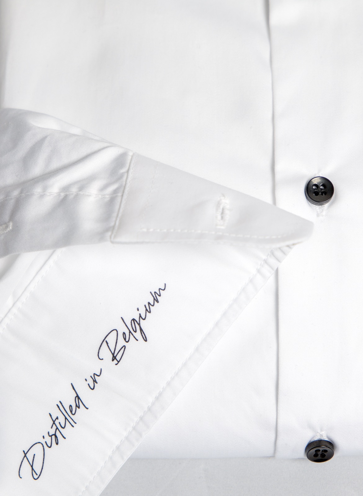 Una camisa de vestir de marca Filliers, el tipo de diseño guardado que una nueva incorporación puede reponer bajo demanda