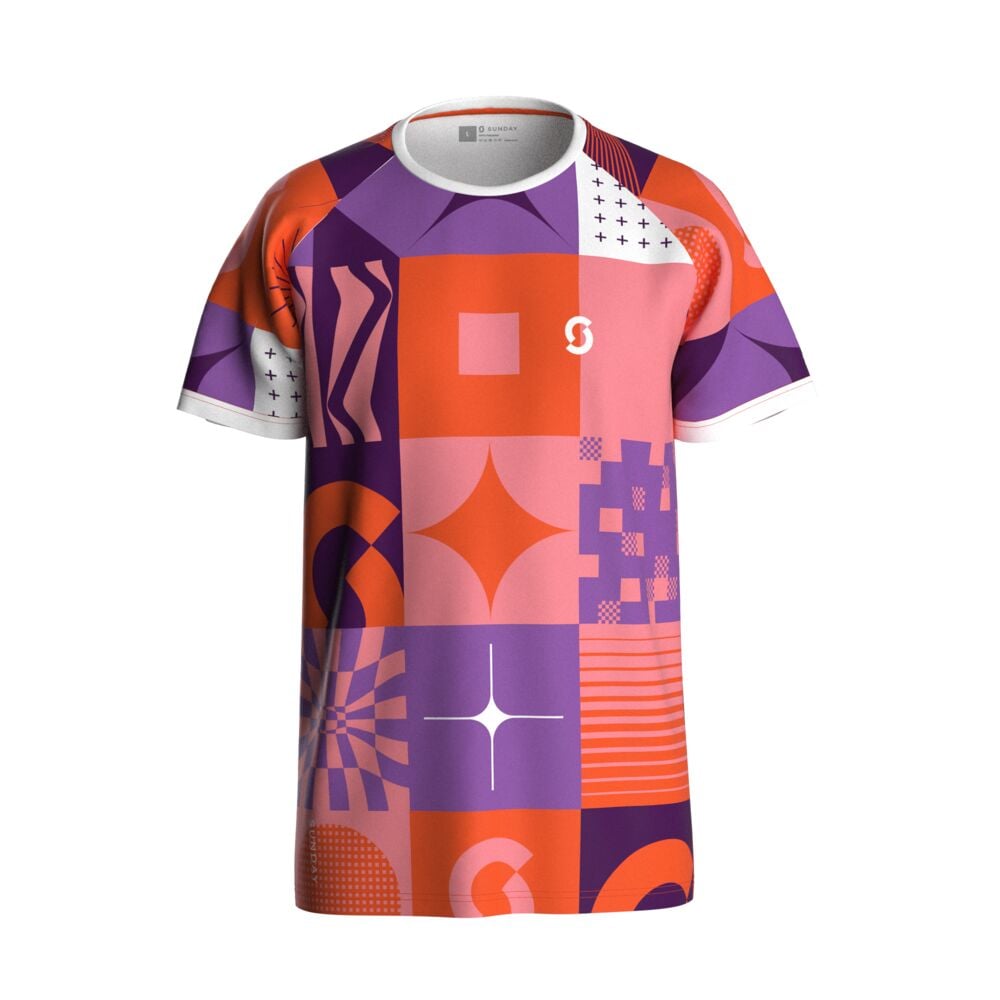 Een bedrukt sportshirt, het soort toegankelijk wellness-kitartikel uit echte B2B-voorbeelden